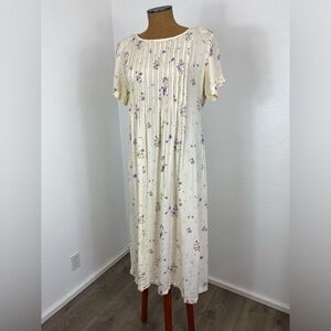 Vintage ERICA Studio 90’s Maxi Tie Back Dress M Cream Purple Flowers Pleated